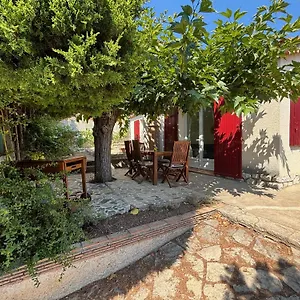  Hébergement de vacances La Maryse De